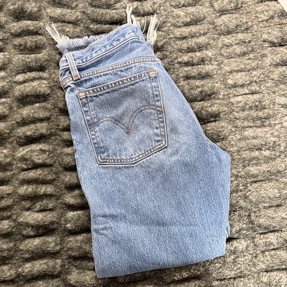 Levi’s wedgie straight jeans